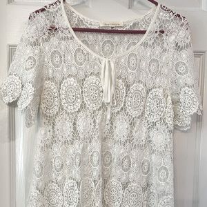 Beautiful short swimsuit coverup perfect for summer! ☀️🏖💦